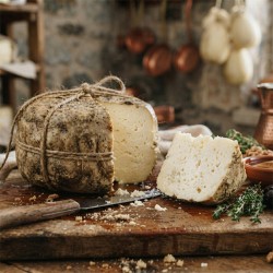 Koyun İnek Karışımı Tam Yağlı Tulum Peyniri - 4 kg 800 gr