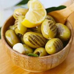 Süper iri Izgara Yeşil Zeytin 500 gr Süper iri Izgara Yeşil Zeytin 500 gr