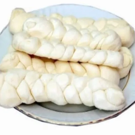 Tam Yağlı Az Tuzlu Günlük üretim Örgü Peyniri 1 kg, Vakumlu 