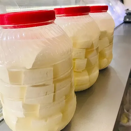 Salamura Peynir (Keçi ve İnek Sütü Karışımı) Net 3 kg 